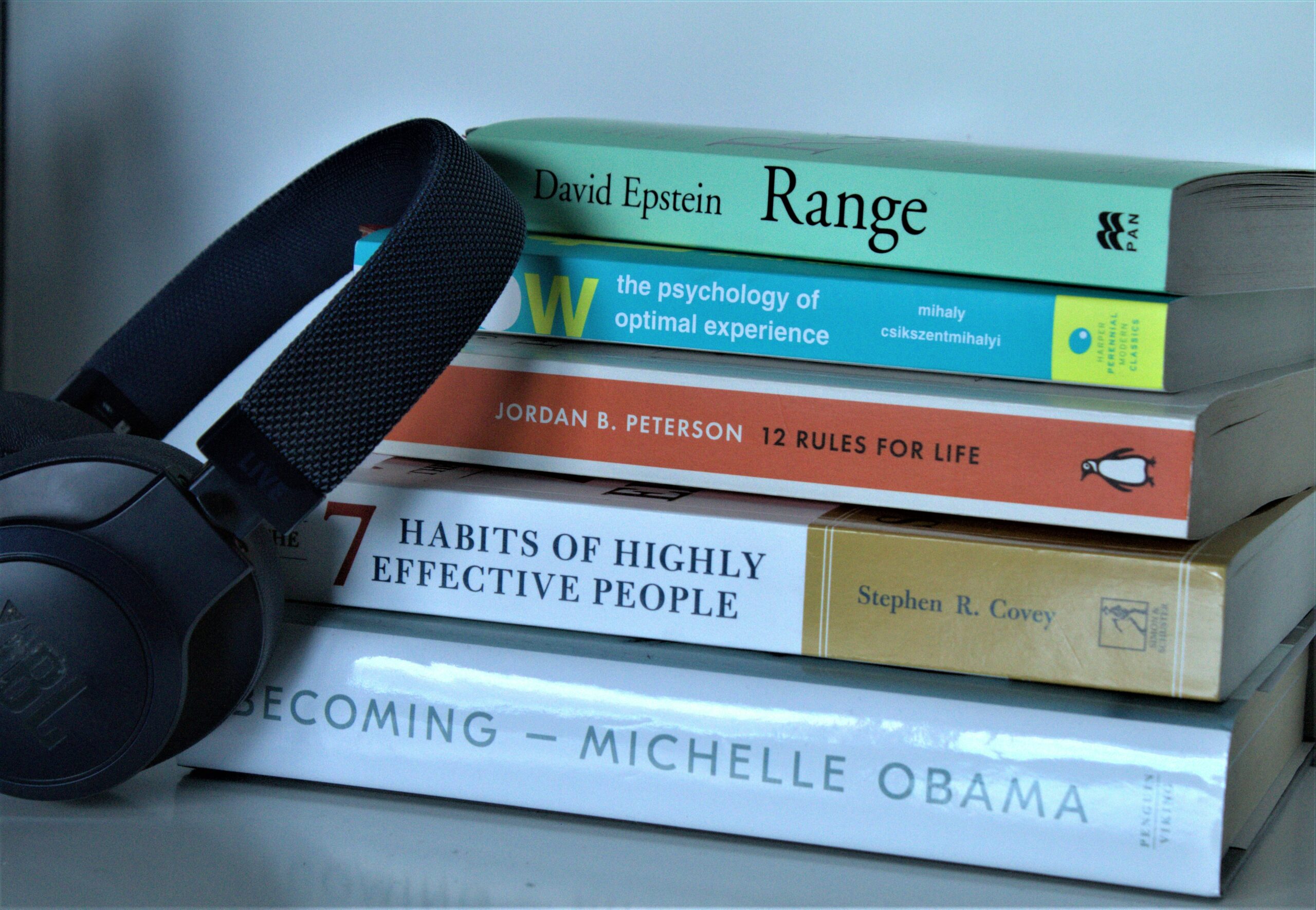 Melhores Livros de Desenvolvimento Pessoal 2026 – Transforme Sua Vida com Estas Leituras